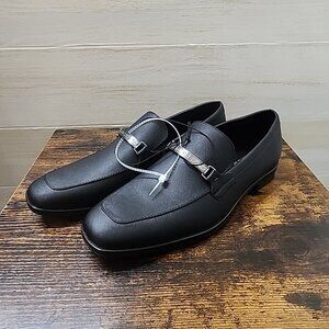 GUESS Men's Black Hinn Slip on Dress Shoes Size 10.5